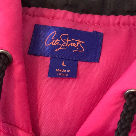 City Streets Pink Quilted Vest - Picture 3 of 3